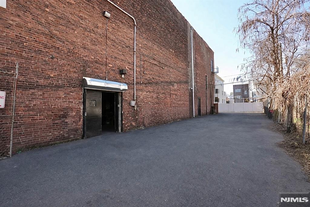 59 N 14th Street