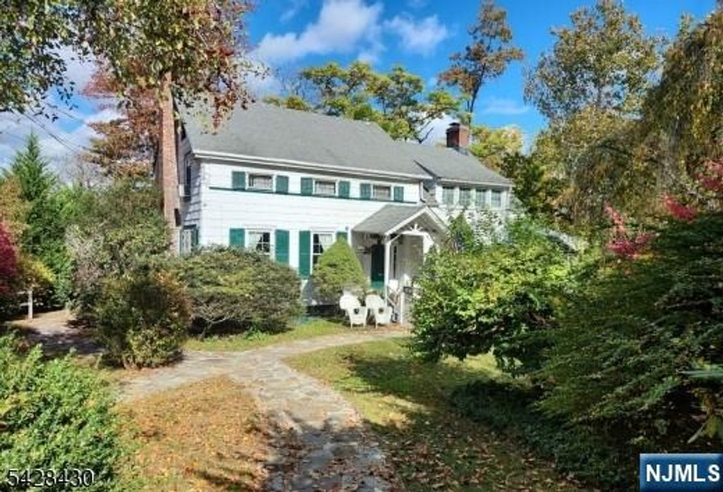 Photo of 56 Orton Road, West Caldwell, NJ 07006 (MLS # 26017656)