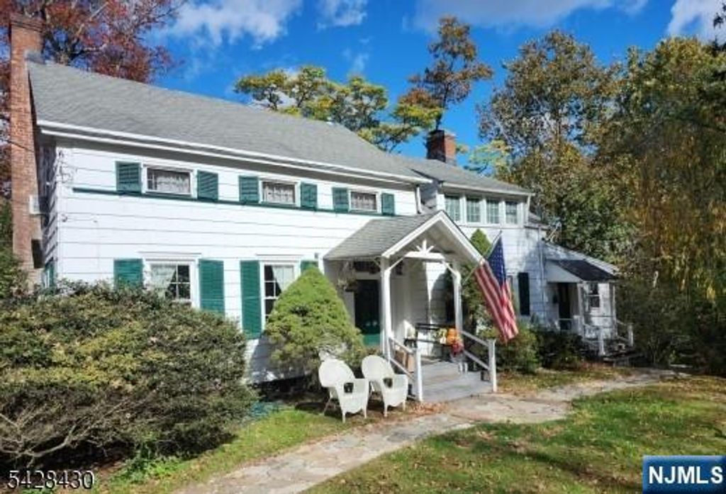 Photo of 56 Orton Road, West Caldwell, NJ 07006 (MLS # 26017656)