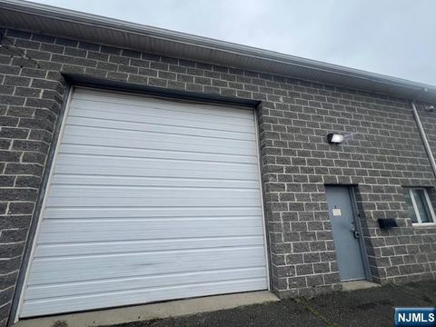 295 Bergen Turnpike E Ridgefield Park NJ 07660