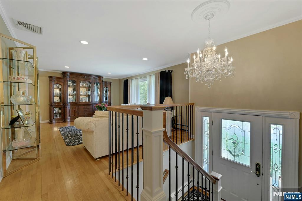 Homes for Sale in Northern NJ | ThisIsRiverEdge.com 33 Hurlbut Street