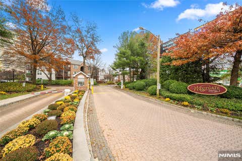 Photo of 1420 Westgate Drive #8109, Fort Lee, NJ 07024 (MLS # 26030748)
