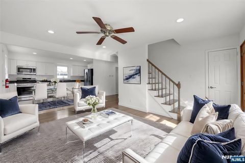 MLS: 25007466
