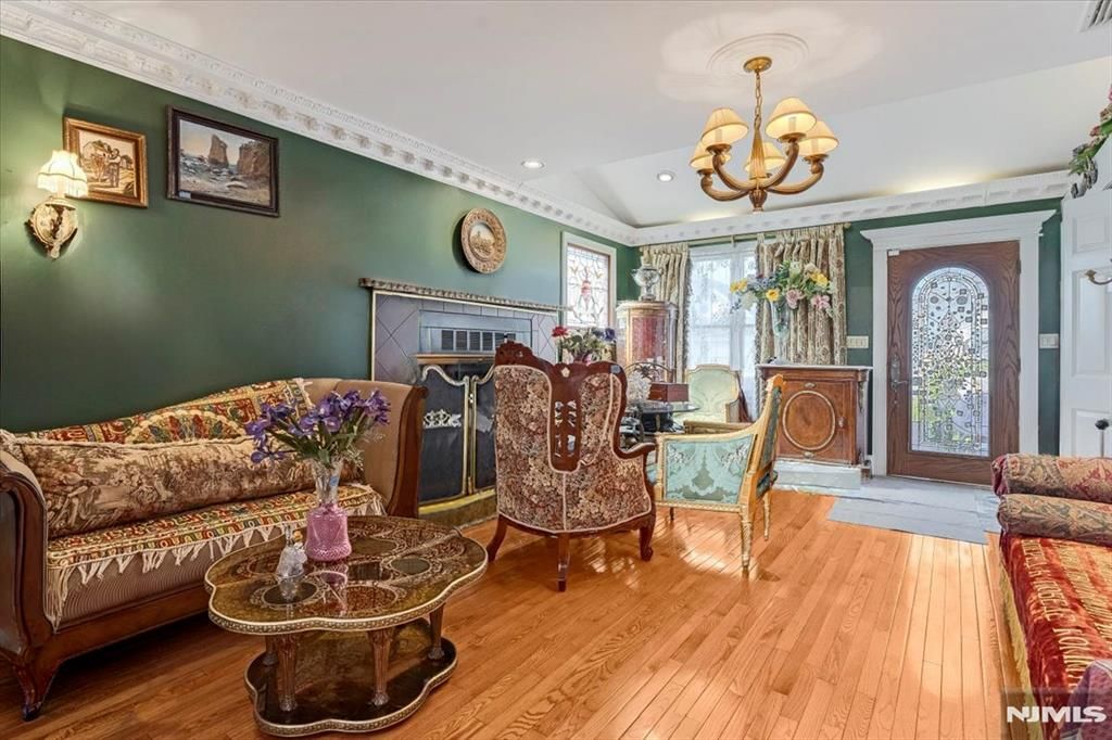 Photo of 1217 Roosevelt Place, Fair Lawn, NJ 07410 (MLS # 26013884)