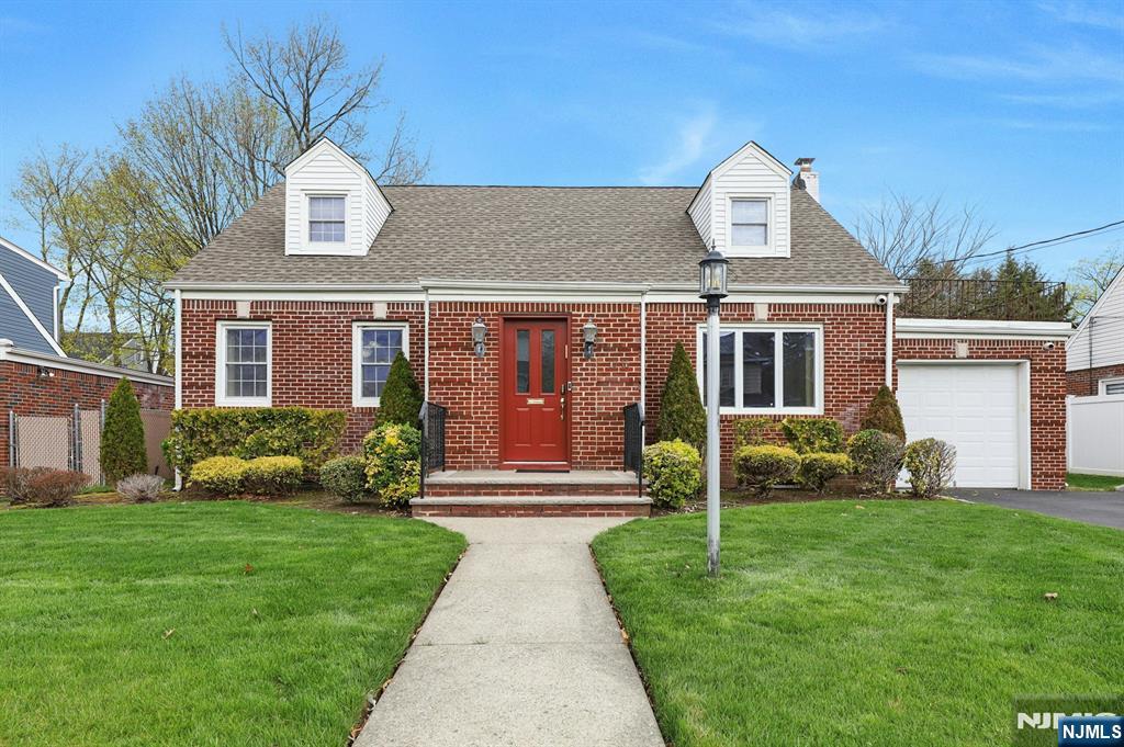 Property for Sale at 1015 Ellis Avenue, Fair Lawn, New Jersey - Bedrooms: 4 
Bathrooms: 3 
Rooms: 8  - $825,000