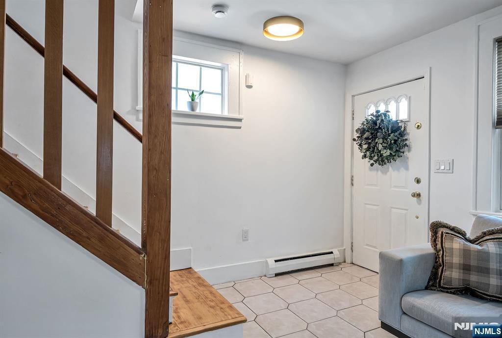 Photo of 428 Washington Terrace, Leonia, NJ 07605 (MLS # 25032500)