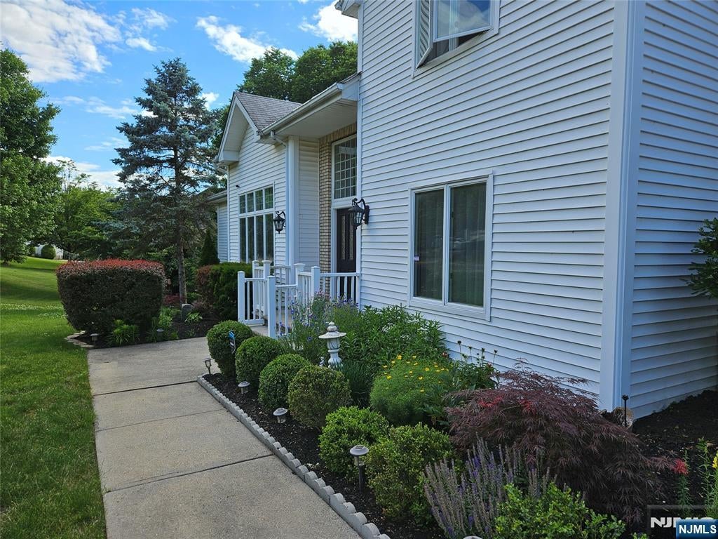 11 Fox Hill Drive