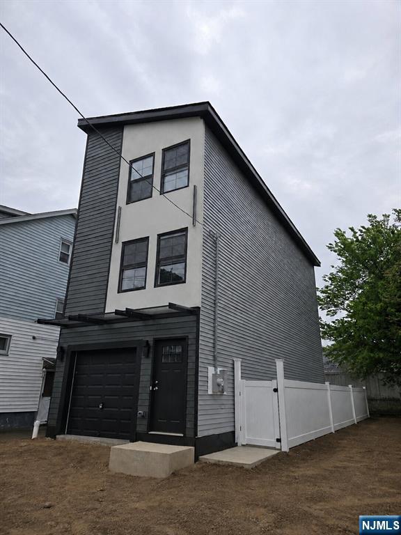 15 Chestnut Avenue