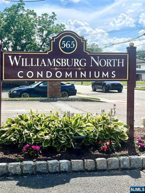 Photo of 565 Grove St #B12, Clifton, NJ 07013 (MLS # 25022257)