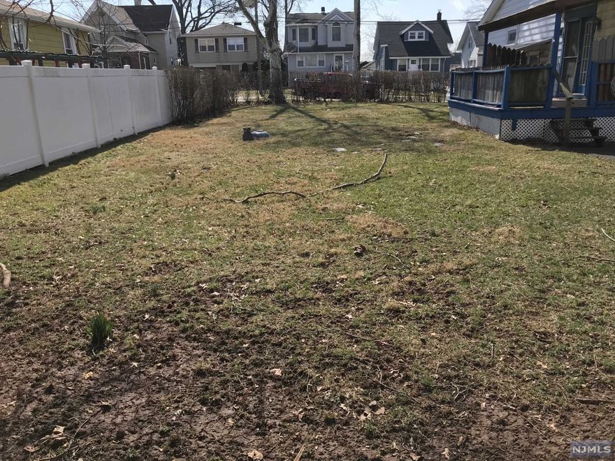 This property is being sold AS-IS. It's a large home needing a good deal of work on a large lot with several opportunities including renovation, knock-down and build, etc..