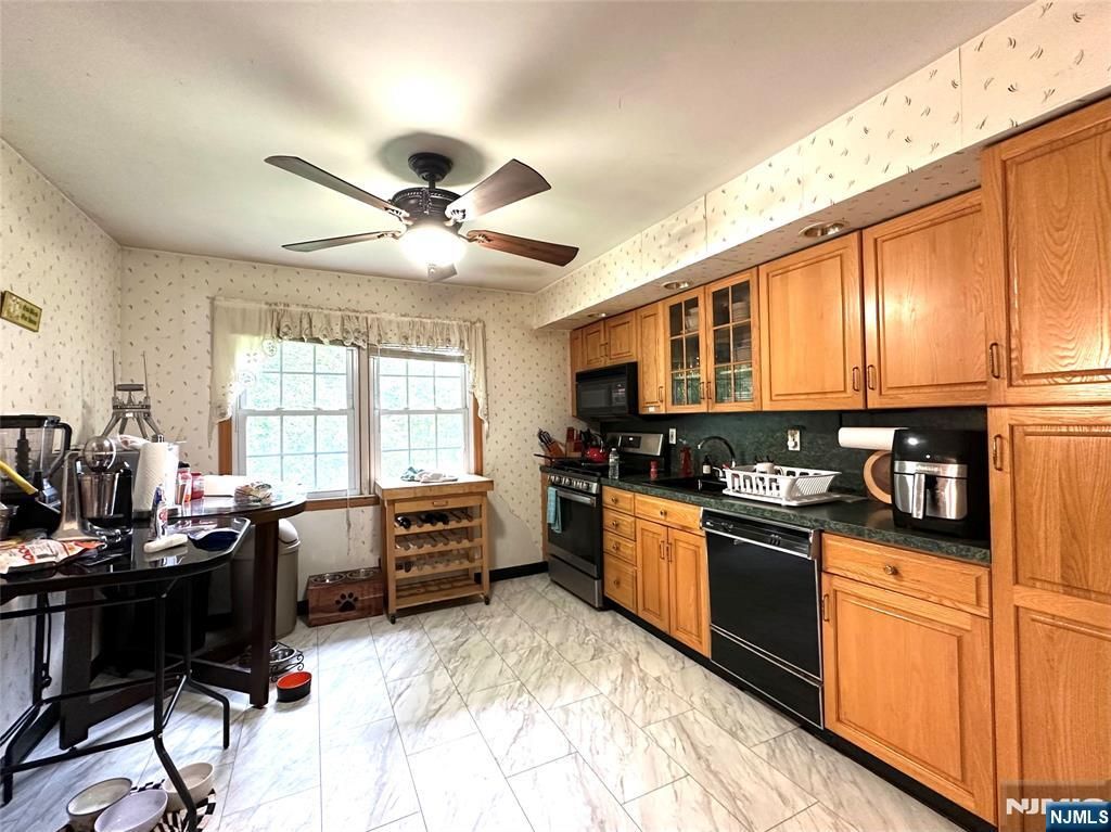 Photo of 252 Wierimus Road, Hillsdale, NJ 07642 (MLS # 26017800)