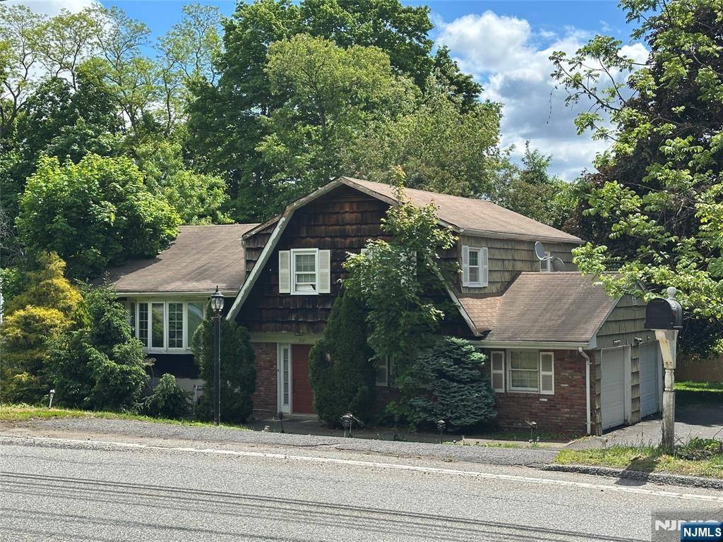 Photo of 252 Wierimus Road, Hillsdale, NJ 07642 (MLS # 26017800)