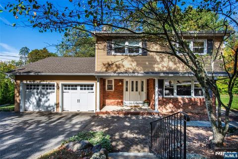 39 Lovell Drive Wanaque NJ 07465