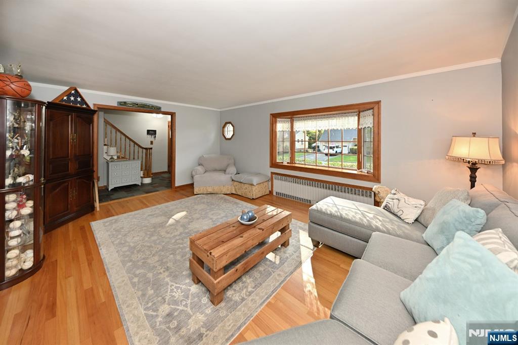 525 Colonial Boulevard