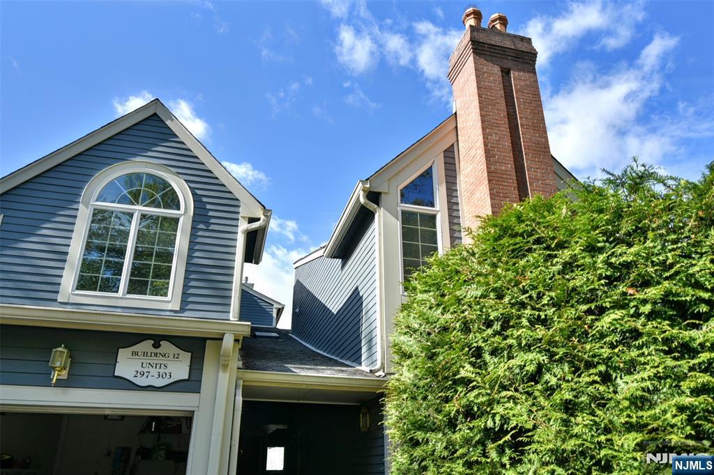 299 Coventry Court