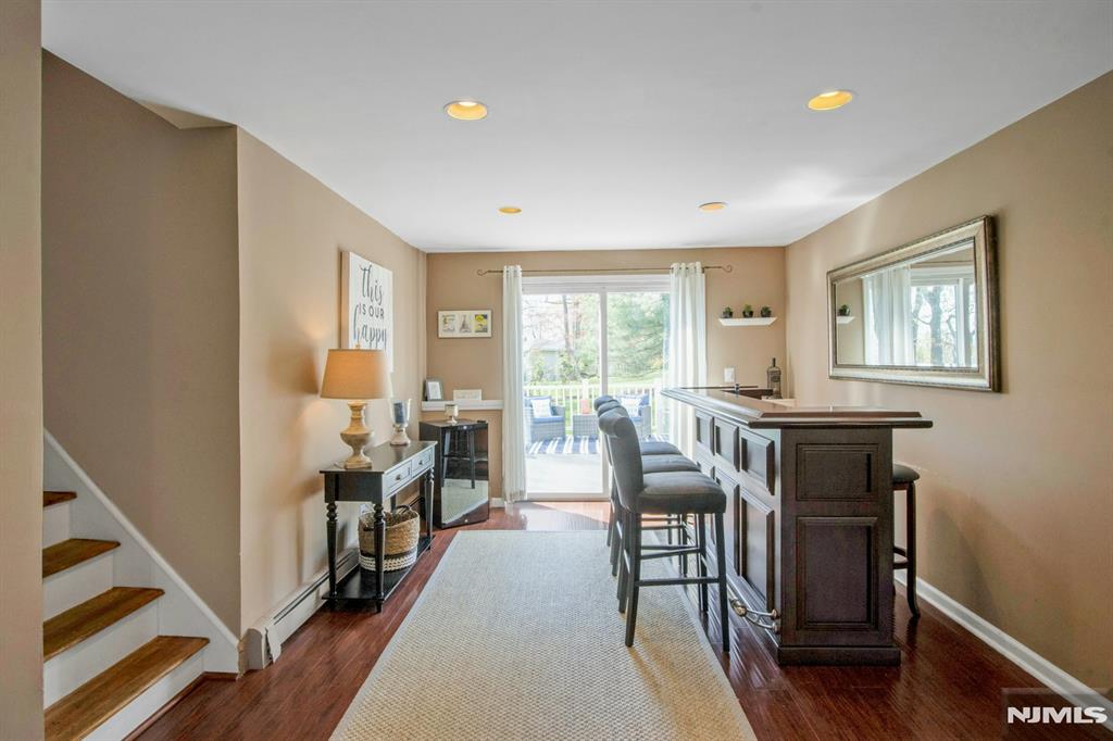 122 Royal Drive