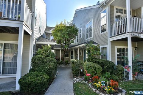1088 Devon Court Mahwah NJ 07430