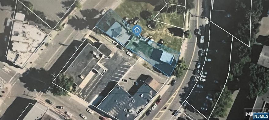 ADRESS IS 26-28 HIGHWOOD. VALUE IS IN THE LAND. 6 BEDS ROOMS 2 FAMILY HOUSE SITS ON IRREGULAR 70'x106" PLUS 60"X103" APPROX 0.29 ACRES WITH FRONTAGE ON BOTH HIGHWOOS AVE. & COUNTY RD. 2ND BUILDING ON THE PROPERY CONTAINS TILE STORE WITH UPSTAIRS 2 BED ROOM APARTMENT.