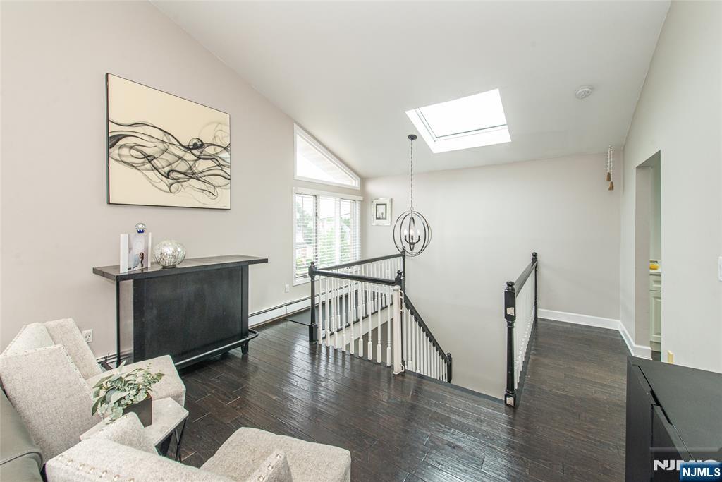 268 Travers Place