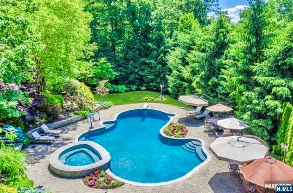 554 Hampton Hill Road