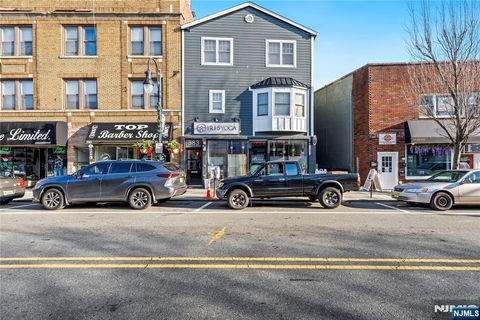 Photo of 383 Broad Street, Bloomfield, NJ 07003 (MLS # 25043991)