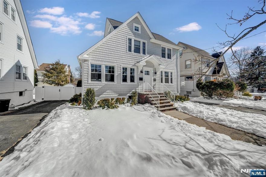 Charming 3-bdrm, 2 F/B Colonial located in the desirable town of Oradell. The first floor features a spacious living room with a fireplace, a formal dining room, and a large eat-in kitchen with ample counter space. The second floor offers three generously sized bedrooms and an updated full hall bath. A finished bonus room provides flexible space for a home office, gym, or playroom with additional storage. The basement includes 2nd updated full bathroom, laundry and utility area, a finished den, and an oversized storage room. Additional features include HWF, fenced-in yard with a deck. Convenient location close to NYC transportation, schools, shopping, and major highways. House being sold as-is, and Buyer responsible for CO.