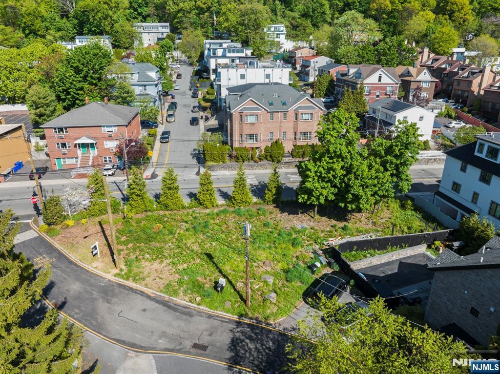 5 Vista Lane