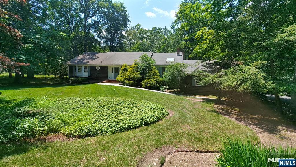 7 Anona Drive