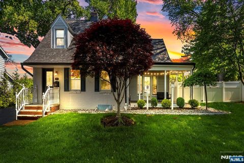 Photo of 200 Hillside Avenue, River Edge, NJ 07661 (MLS # 26017664)