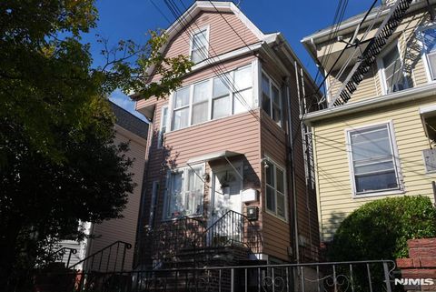 632 Monroe Avenue Elizabeth NJ 07201