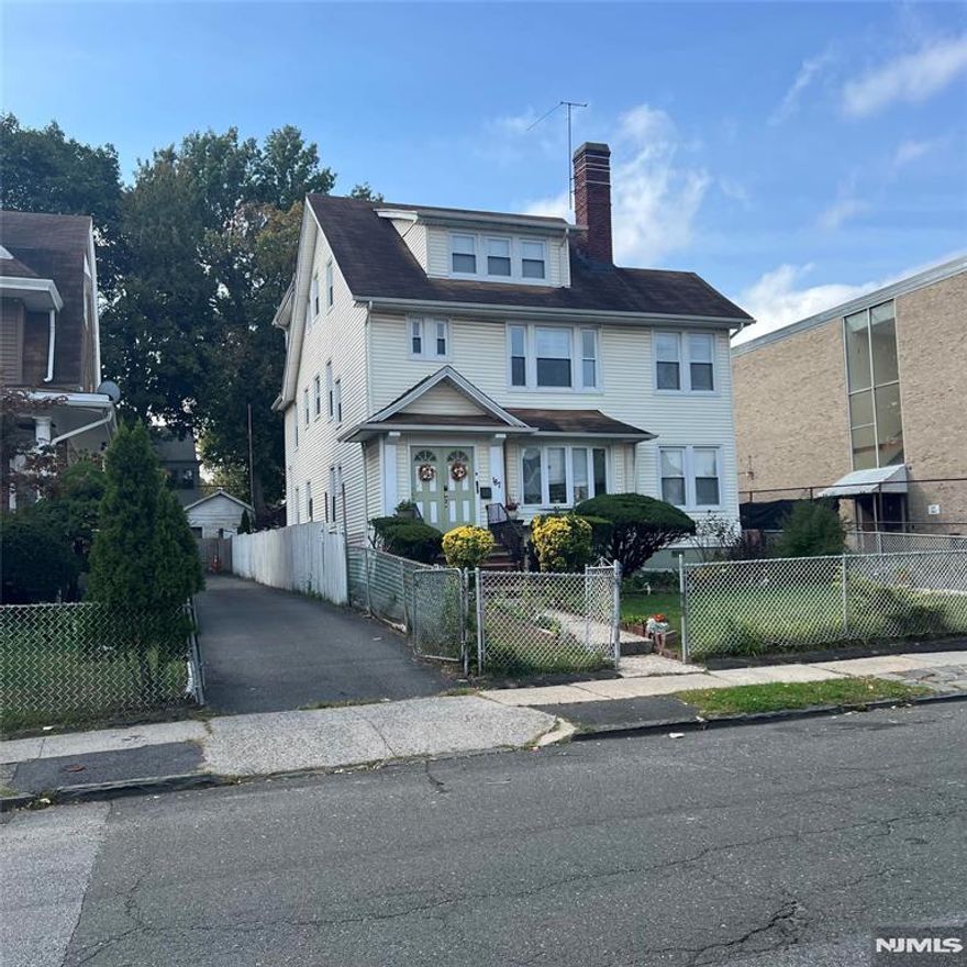 Charming & Spacious Second-Floor Apartment â€“ Beautiful Natural Light! Second Floor â€¢ Three-Family Home | 2+ Bedrooms â€¢ 1 Bath â€¢ Formal Dining Room Step into this bright and inviting second-floor apartment that combines classic charm with modern updates. Perfectly situated in a well-maintained three-family home, this residence offers comfort, style, and plenty of space. Features Youâ€™ll Love: â€¢ Spacious rooms with high ceilings and generous layouts â€¢ Formal dining room â€” perfect for gatherings and entertaining â€¢ Updated kitchen with modern finishes and ample cabinet space â€¢ Updated bathroom with clean, contemporary design â€¢ Great closet space throughout â€” ideal for easy organization â€¢ Faux fireplace adding a touch of elegance and character â€¢ Bright, airy rooms with lots of windows for abundant natural light This apartment beautifully blends traditional charm with modern convenience, making it the perfect place to call home. Enjoy comfortable living in a sun-filled space thatâ€™s move-in ready. Available Now â€” Donâ€™t Miss Out! Contact Michelle Christie at 973-432-6293 to schedule your private showing today.