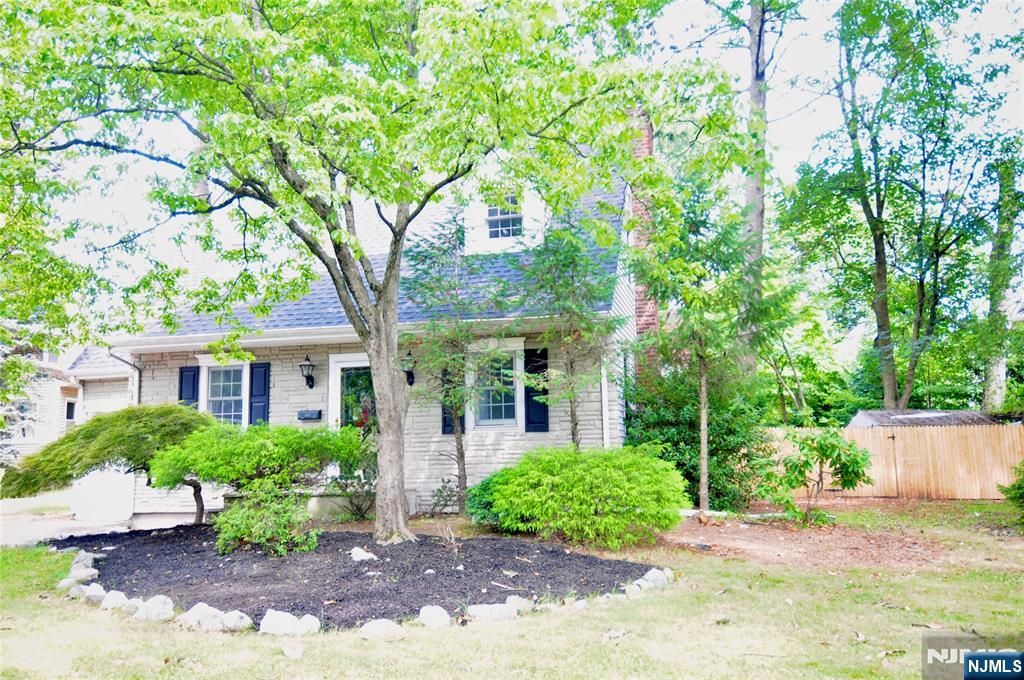 Photo of 335 River Road, New Milford, NJ 07646 (MLS # 25022481)