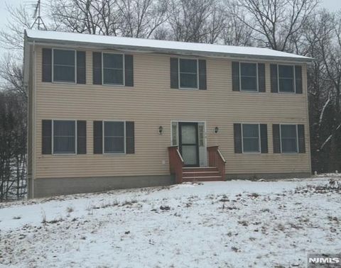 16 Crest Road Sussex NJ 07461