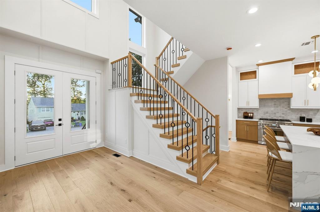 25 Claremont Avenue