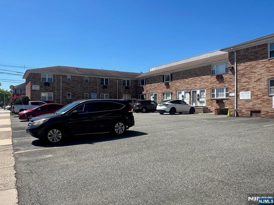Great Location Near The Clifton Border! First Floor Unit Features Living Room, Updated. KItchen & Updated Full Bath & Bedroom W/Plenty of Closets. Coin Operated Laundry & Designated Storage Area Located In The Basement. Assigned Parking Space. Maintenance Includes Heat & Water, Snow Removal & Outside Maintenance. Shopping, Stores, Restaurants, Transportation & Major Highways Near By!