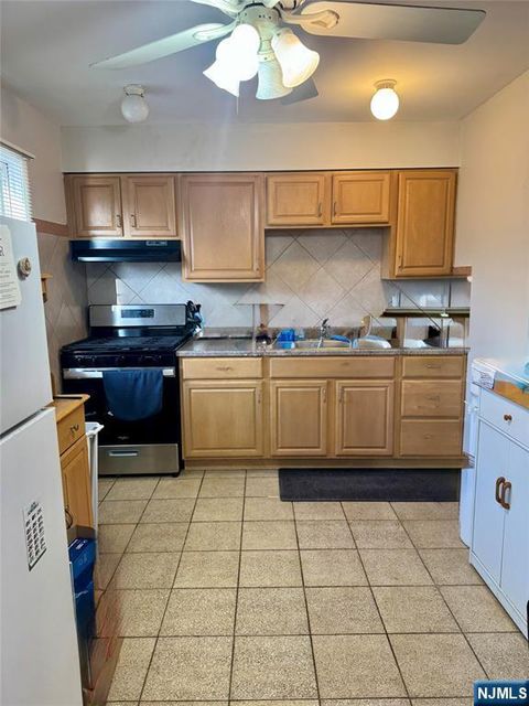 Photo of 400 Passaic Ave #1st Floor, Lodi, NJ 07644 (MLS # 26000983)