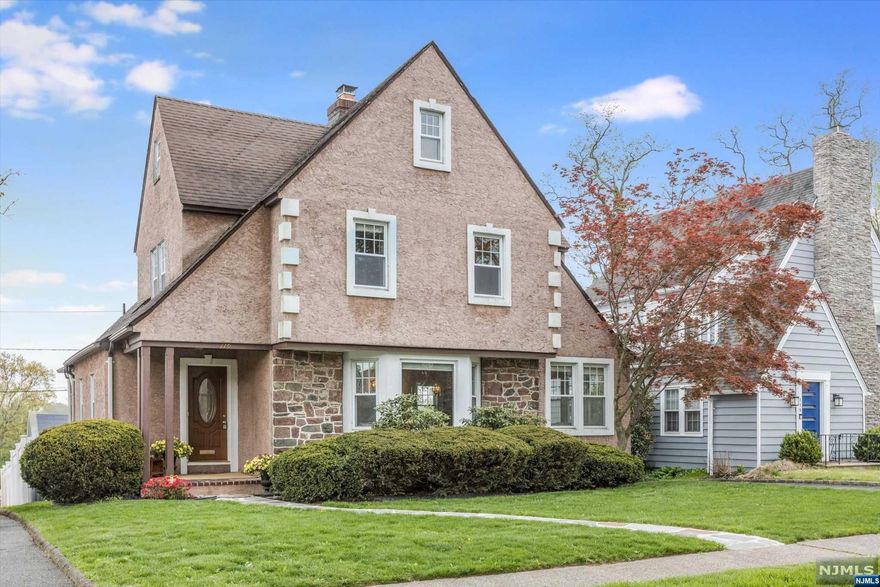 Nestled on a favorite st on the Glen Ridge border, this home offers 4 nice BRs & 3.1 BAs. A generous foyer opens to sunny LR w/bay window & wb fpl. The sunroom off LR & offers great space. DR can accommodate a crowd & includes orig stained glass & great storage closet. Kitchen has ample cabs, large pantry, SS appl & granite counters. A PR completes the 1st floor. Upstairs are 3 generous BRs, a charming original linen press & a full BA. The 3rd floor offers an add'l BR & full BA & 2 generous storage closets. Other standout features inc the finished bsmnt w/full BA, a summer kitchen, spacious FR, laundry & ample storage/workroom space. The walkout offers easy access to the deck & pool. The easy maintenance backyard is a Shangri-la w/ a pristine above ground pool w/multi-level decking & a covered porch for entertaining. 2 car det gar. 2-zone CA. Prime loc a block to jitney to NY train & close to Montclair, GR CC & Brookdale Pk. Address is Glen Ridge. Schools & taxes are Bloomfield.