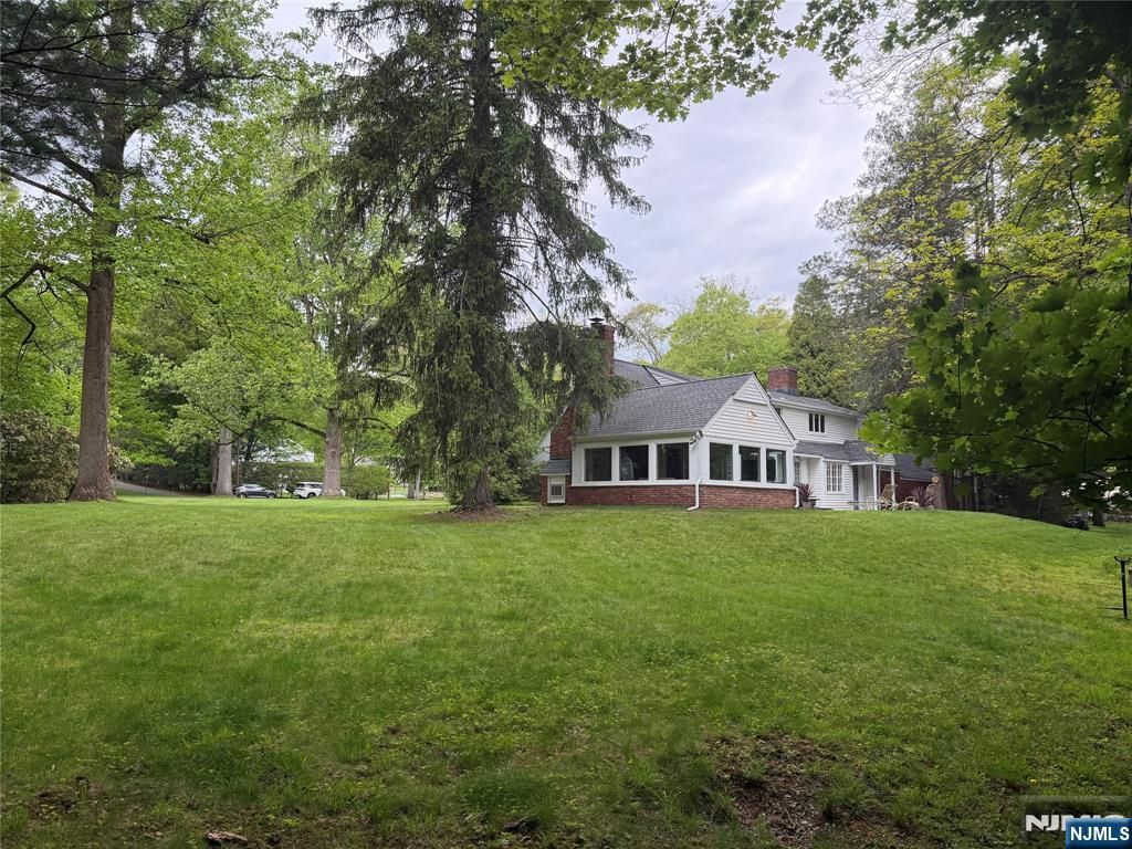 Photo of 25 Carnot Avenue, Woodcliff Lake, NJ 07677 (MLS # 26017548)
