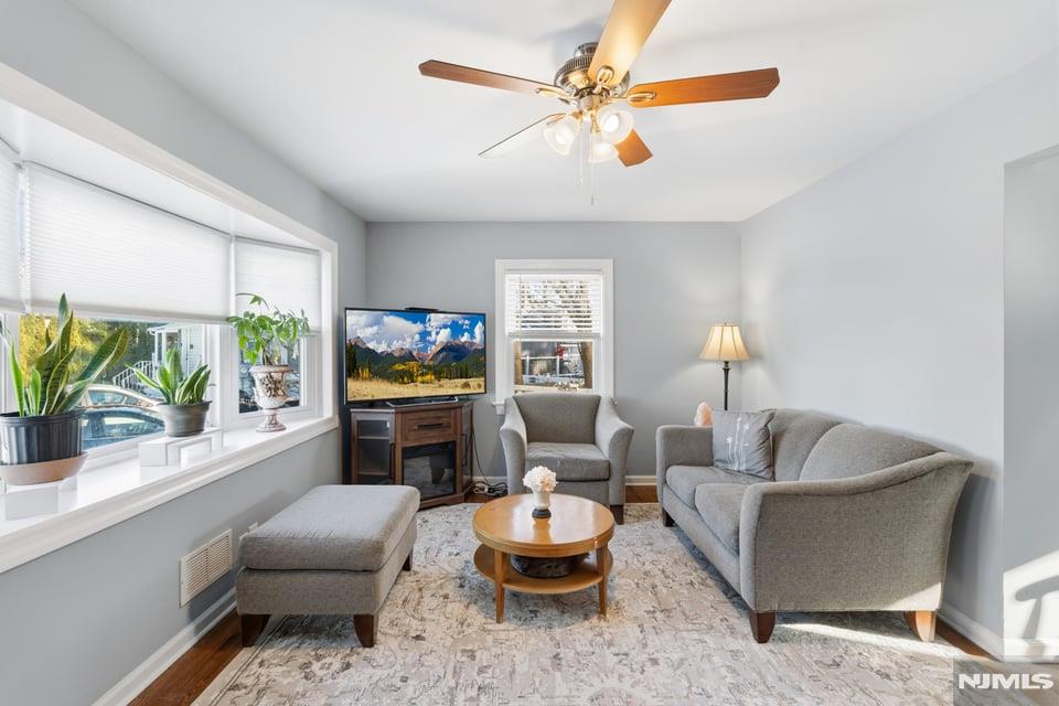 21-10 Carlisle Place