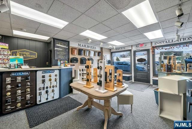 10 W Prospect Street