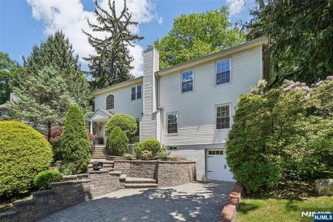 43 Lawrence Parkway Tenafly NJ 07670