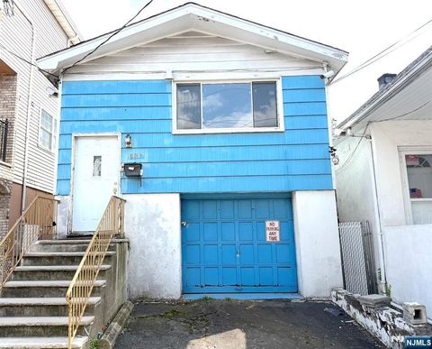 1437 Gehr Place North Bergen NJ 07047