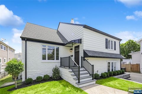 279 Washington Avenue Dumont NJ 07628