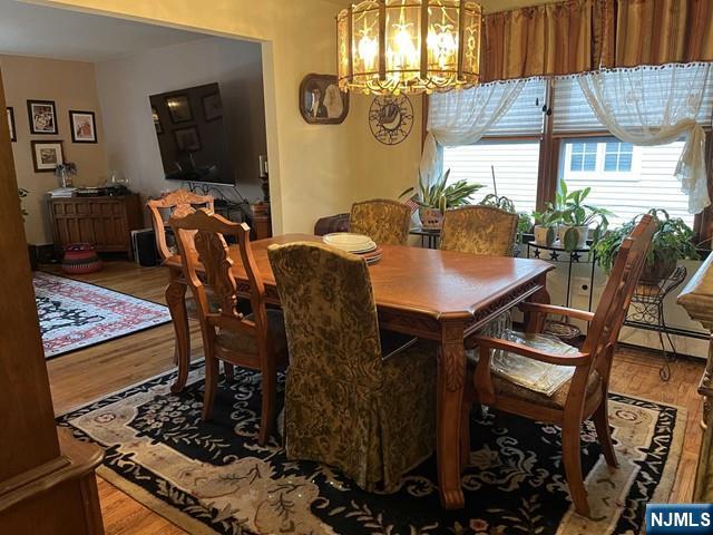 Carlstadt, New Jersey 07072, United States, 3 Bedrooms Bedrooms, ,3 BathroomsBathrooms,Residential,Active,219092