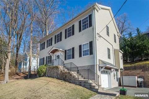 Photo of 78 Western, Morristown Township, NJ 07960 (MLS # 26009207)