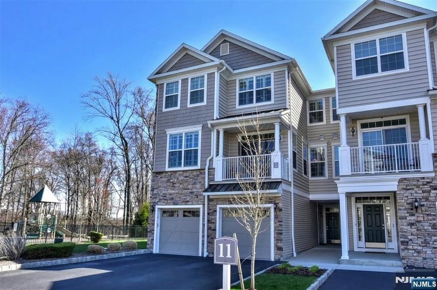 WELCOME TO THIS BEAUTIFUL APPOINTED THREE-BEDROOM,TWO-AND-A-HALF-BATH TOWNHOME IN THE HIGH DESIRABLE RESERVE at MONTVALE. THIS STUNNING CORNER UNIT IS FILLED WITH NATURAL LIGHT,CREATING A WARM INVITING ATMOSHERE THROUGHOUT. WHEN YOU ENTER THE HOME YOU SEE THE ATTENTION TO DETAIL. THE MAIN LEVEL FEATURES ELEGANT HARDWOOD FLOORING,PERFECTLY COMPLEMENTING THE HOMES SOPHISTICATED DESIGN. THE SOARING CEILINGS IN THE MAIN LIVING SPACE ARE AMAZING. THE OPEN FLOOR PLAN LENDS ITSELF TO EASY LIVING AND ENTERTAINING. GREAT ROOM DINING ROOM KITCHEN ALL FLOW WITH THE ADDED BONUS OF A DECK. THE BEDROOM LEVEL OF THE HOME HAS PLUSH WALL TO WALL CARPET FOR ADDED COMFORT.THE PRIMARY BEDROOM SUITE HAS A TRAY CEILING AND IS VERY GENEROUS IN SIZE. THE BARNDOORS LEAD TO A BEAUTIFUL FULL BATH. THE PRIMARY ALSO BOAST GREAT CLOSET SPACE. TWO ADDITIONAL GENEROUS SIZED BEDROOMS AND FULLBATH. THE LAUNDRY ROOM IS CONVIENTLY LOCATED ON THE BEDROOM LEVEL. THERE IS ALSO A FABULOUS FLEX SPACE LOFT. THE HOME HAS BEEN MAGNIFICENTLY DECORATED,SHOWCASING A REFINED AESTHETIC THAT IS TRULY MOVE- IN READY , WITH UPDATED FEATURES THROUGHOUT THE HOME. THE HOME ALSO BOAST A ONE CAR ATTACHED GARAGE. THE PERFECT BLEND OF COMFORT, ELEGANCE, AND MODERN LIVING-THIS EXPETIONAL TOWNHOME IS NOT TO BE MISSED. AMAZING SCHOOLS A GREAT COMMUNITY CLOSE TO EVERYTHING...
