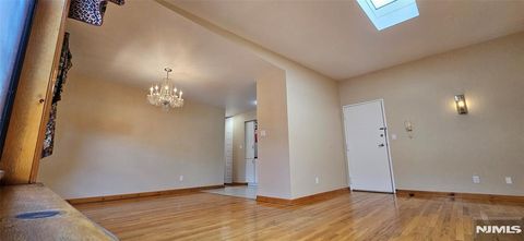 416 68th Street 12 Guttenberg NJ 07093