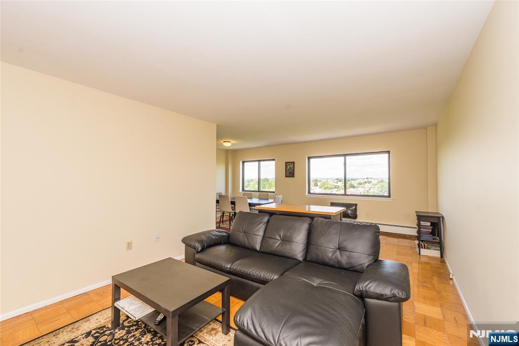 44 S Main Street 7b