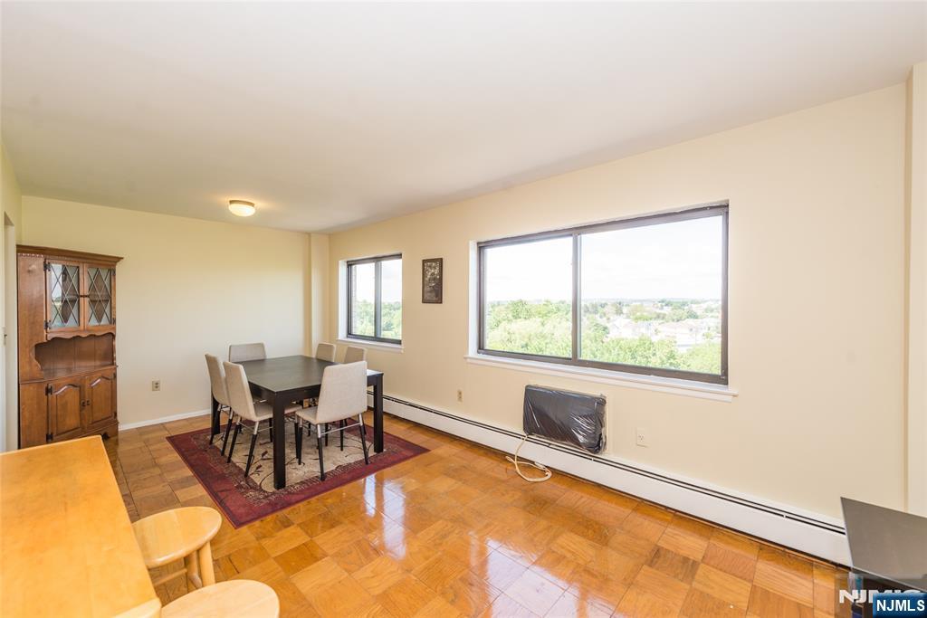 44 S Main Street 7b