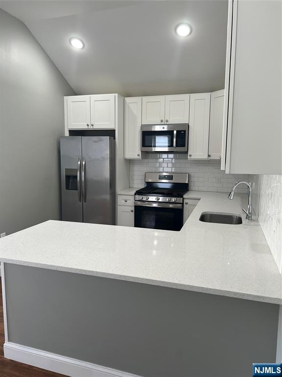 421 William Street 2